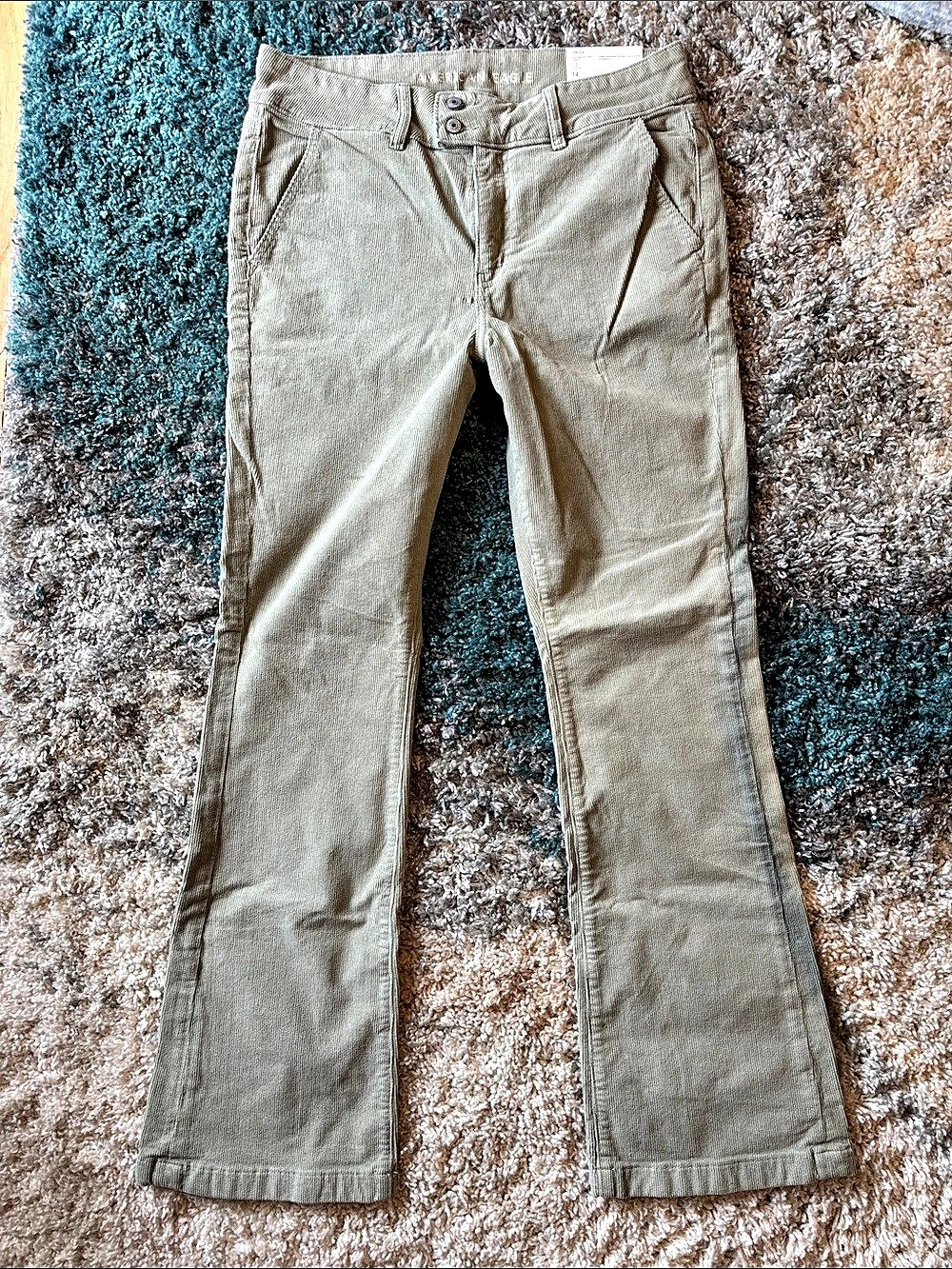 American Eagle High-Rise Kick Boot Corduroy Kick Boot Green Size 14 Long NWT